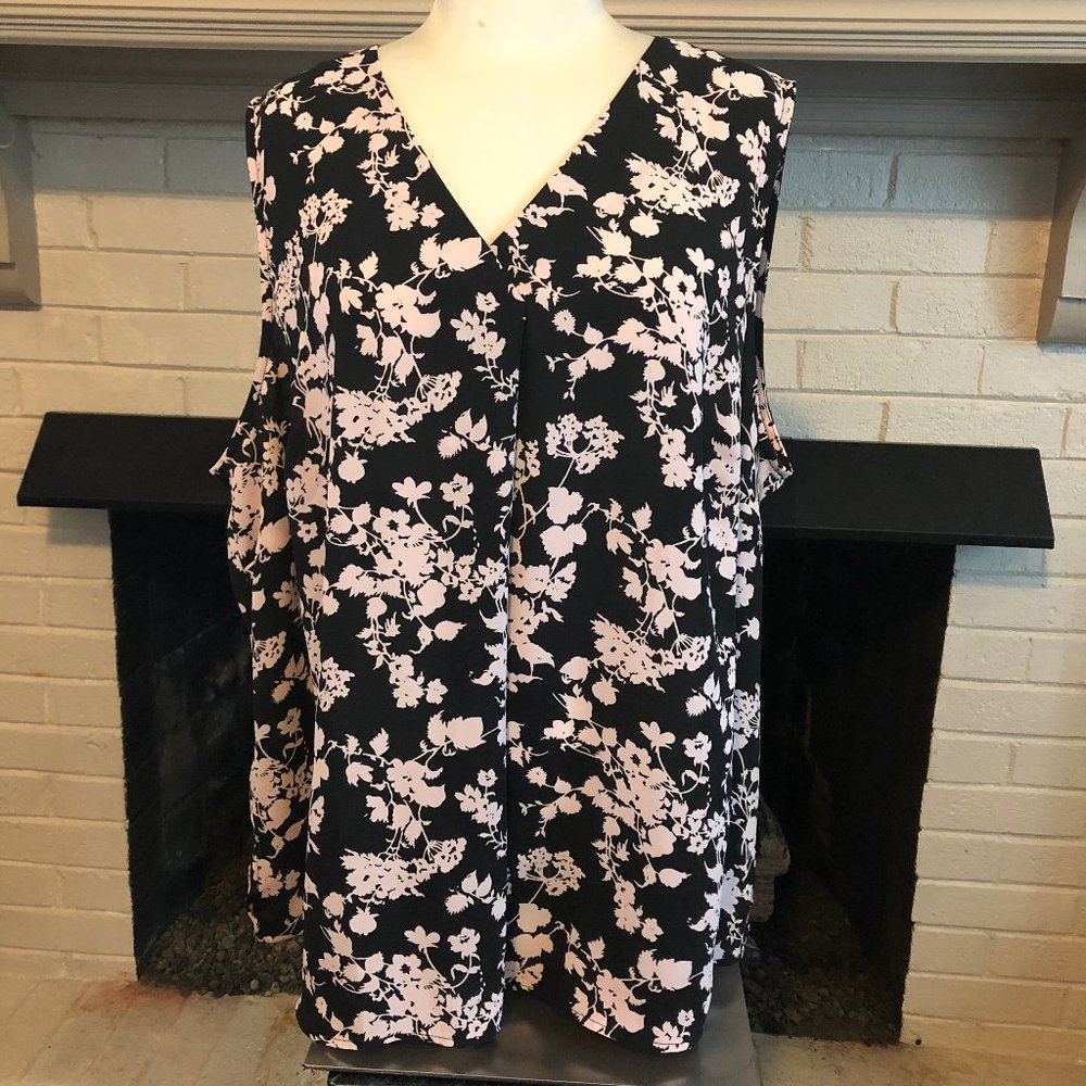 Plus size sleeveless dress shirt 3Xp